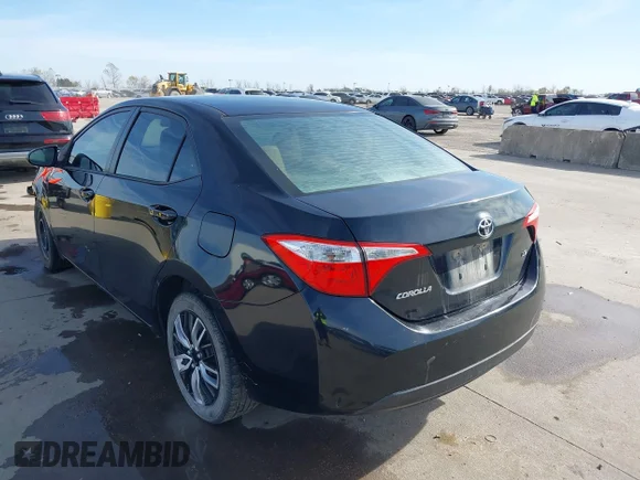 ✅ 2015 Toyota Corolla LE • VIN: 5YFBURHE6FP325218 • Lot: 43988325. Wystawiony na IAAI z przebiegiem 155 044 mil. Bezpłatny archiwum sprzedaży aukcyjnych z USA i szczegółowy raport historii pojazdu na DreamBid. Zdjęcie 3.