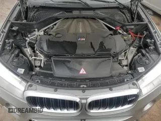 ✅ 2018 BMW X5 M • VIN: 5YMKT6C53J0Y83661 • Lot: 87276054. Wystawiony na Copart z przebiegiem 45 991 mil. Bezpłatny archiwum sprzedaży aukcyjnych z USA i szczegółowy raport historii pojazdu na DreamBid. Zdjęcie 13.