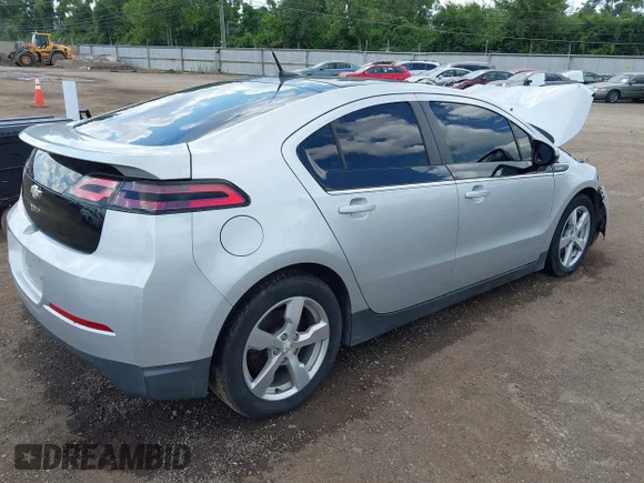 ✅ 2011 Chevrolet Volt • VIN: 1G1RC6E47BU100761 • Лот: 42936006. Опубликован ранее на IAAI с пробегом Не указан. Бесплатный доступ к архиву аукционных продаж из США и подробный отчёт об истории автомобиля на DreamBid. Изображение 4.