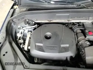 ✅ 2019 Volvo XC90 Momentum • VIN: YV4A22PK0K1417064 • Lot: 70101695. Wystawiony na Copart z przebiegiem 86 277 mil. Bezpłatny archiwum sprzedaży aukcyjnych z USA i szczegółowy raport historii pojazdu na DreamBid. Zdjęcie 16.