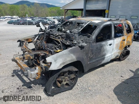 ✅ 2005 Jeep Grand Cherokee Laredo • VIN: 1J4HR48NX5C578395 • Lot: 44917402. Wystawiony na IAAI z przebiegiem Nie podano. Bezpłatny archiwum sprzedaży aukcyjnych z USA i szczegółowy raport historii pojazdu na DreamBid. Zdjęcie 2.