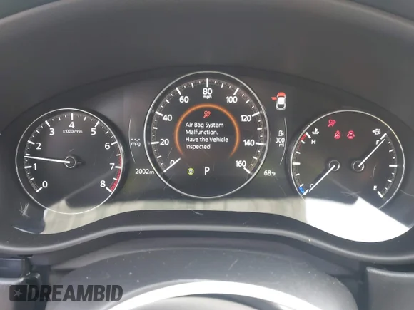 ✅ 2025 Mazda CX-30 S Carbon Edition • VIN: 3MVDMBCM7SM780870 • Lot: 44581917. Wystawiony na IAAI z przebiegiem 2 002 mil. Bezpłatny archiwum sprzedaży aukcyjnych z USA i szczegółowy raport historii pojazdu na DreamBid. Zdjęcie 7.