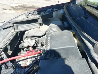 ✅ 2018 Chrysler Pacifica Limited • VIN: 2C4RC1GG4JR106594 • Lot: 43415374. Wystawiony na IAAI z przebiegiem 134 132 mil. Bezpłatny archiwum sprzedaży aukcyjnych z USA i szczegółowy raport historii pojazdu na DreamBid. Zdjęcie 20.