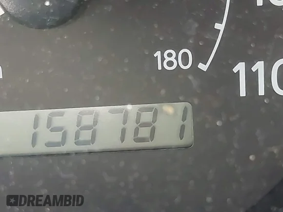 ✅ 2001 Toyota Corolla CE • VIN: 2T1BR12E81C407729 • Lot: 45646245. Listed on IAAI with 174,127 mi. Free auction sales archive from the USA and detailed vehicle history report at DreamBid. Image 7.