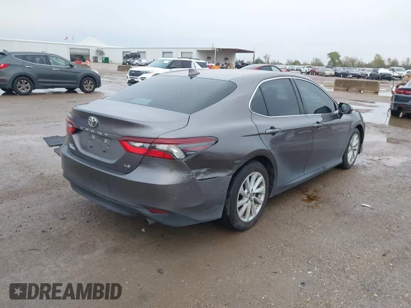 ✅ 2023 Toyota Camry LE • VIN: 4T1C11AK6PU124580 • Lot: 43790277. Wystawiony na IAAI z przebiegiem 49 183 mil. Bezpłatny archiwum sprzedaży aukcyjnych z USA i szczegółowy raport historii pojazdu na DreamBid. Zdjęcie 4.