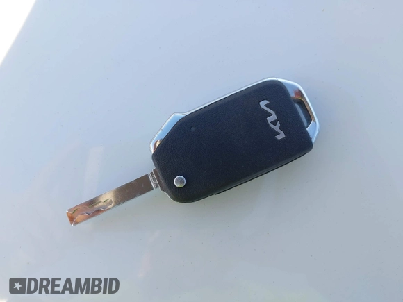✅ 2023 Kia Forte LXS • VIN: 3KPF24AD6PE692036 • Lot: 44561487. Wystawiony na IAAI z przebiegiem 26 348 mil. Bezpłatny archiwum sprzedaży aukcyjnych z USA i szczegółowy raport historii pojazdu na DreamBid. Zdjęcie 11.