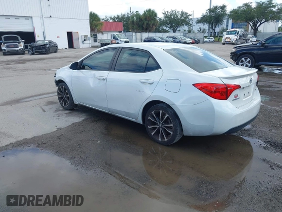 ✅ 2018 Toyota Corolla XSE • VIN: 5YFBURHE4JP803368 • Lot: 43273686. Wystawiony na IAAI z przebiegiem 232 273 mil. Bezpłatny archiwum sprzedaży aukcyjnych z USA i szczegółowy raport historii pojazdu na DreamBid. Zdjęcie 3.