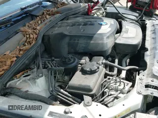 ✅ 2008 BMW 5 Series 550i • VIN: WBANW53588CT50041 • Lot: 43210745. Wystawiony na IAAI z przebiegiem 145 507 mil. Bezpłatny archiwum sprzedaży aukcyjnych z USA i szczegółowy raport historii pojazdu na DreamBid. Zdjęcie 13.