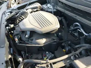 ✅ 2024 Cadillac XT6 AWD Premium Luxury • VIN: 1GYKPDRS8RZ739104 • Lot: 41800128. Listed on IAAI with 9,502 mi. Free auction sales archive from the USA and detailed vehicle history report at DreamBid. Image 18.