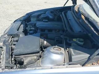 ✅ 2004 BMW 3 Series 325xi • VIN: WBAEU334X4PR08251 • Лот: 42419269. Опубликован ранее на IAAI с пробегом 174 382 миль. Бесплатный доступ к архиву аукционных продаж из США и подробный отчёт об истории автомобиля на DreamBid. Изображение 13.