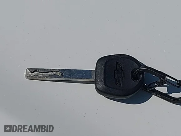 ✅ 2019 Chevrolet Silverado 1500 Custom • VIN: 1GCPWBEHXKZ403344 • Lot: 44731516. Wystawiony na IAAI z przebiegiem 81 497 mil. Bezpłatny archiwum sprzedaży aukcyjnych z USA i szczegółowy raport historii pojazdu na DreamBid. Zdjęcie 11.