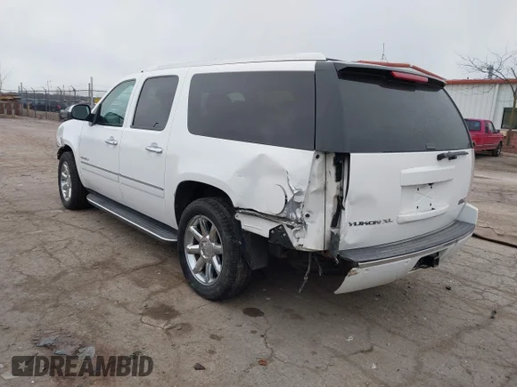 ✅ 2013 GMC Yukon XL Denali • VIN: 1GKS2MEF4DR283287 • Lot: 43986588. Wystawiony na IAAI z przebiegiem 160 603 mil. Bezpłatny archiwum sprzedaży aukcyjnych z USA i szczegółowy raport historii pojazdu na DreamBid. Zdjęcie 3.