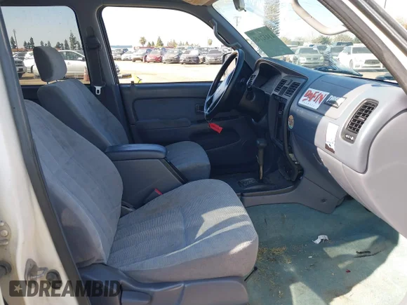 ✅ 2000 Toyota 4Runner • VIN: JT3GM84RXY0058918 • Lot: 41432145. Wystawiony na IAAI z przebiegiem 342 077 mil. Bezpłatny archiwum sprzedaży aukcyjnych z USA i szczegółowy raport historii pojazdu na DreamBid. Zdjęcie 5.