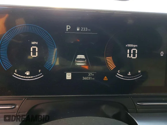 ✅ 2025 Hyundai Kona SEL • VIN: KM8HB3AB1SU208524 • Lot: 78614195. Wystawiony na Copart z przebiegiem 36 031 mil. Bezpłatny archiwum sprzedaży aukcyjnych z USA i szczegółowy raport historii pojazdu na DreamBid. Zdjęcie 9.