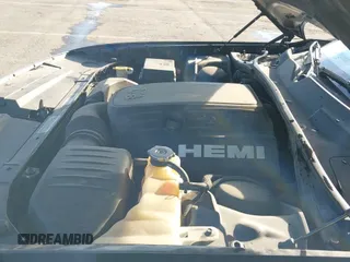 ✅ 2013 Dodge Challenger R/T Classic • VIN: 2C3CDYBT1DH554130 • Lot: 43667586. Wystawiony na IAAI z przebiegiem 101 863 mil. Bezpłatny archiwum sprzedaży aukcyjnych z USA i szczegółowy raport historii pojazdu na DreamBid. Zdjęcie 20.