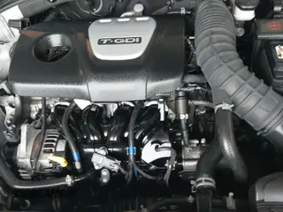 ✅ 2019 Hyundai Elantra Sport • VIN: KMHD04LB0KU887208 • Lot: 42259299. Listed on IAAI with 104,142 mi. Free auction sales archive from the USA and detailed vehicle history report at DreamBid. Image 19.