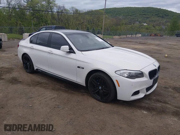 ✅ 2013 BMW 5 Series 535i xDrive • VIN: WBAFU7C5XDDU69767 • Лот: 45046070. Опубліковано раніше на IAAI з пробігом 134 931 миль. Безкоштовний доступ до архіву аукціонних продажів зі США та докладний звіт про історію автомобіля на DreamBid. Зображення 1.