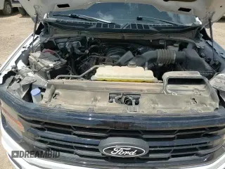 ✅ 2024 Ford F-150 XLT • VIN: 1FTFW3L55RFA92072 • Lot: 65170245. Wystawiony na Copart z przebiegiem 31 200 mil. Bezpłatny archiwum sprzedaży aukcyjnych z USA i szczegółowy raport historii pojazdu na DreamBid. Zdjęcie 13.