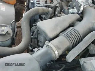 ✅ 2005 Lincoln Town Car Signature Limited • VIN: 1LNHM82W65Y644453 • Lot: 42425042. Listed on IAAI with 105,732 mi. Free auction sales archive from the USA and detailed vehicle history report at DreamBid. Image 19.