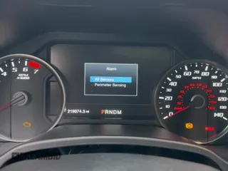 ✅ 2020 Ford F-150 Raptor • VIN: 1FTFW1RG4LFB84388 • Lot: 95578665. Wystawiony na Copart z przebiegiem 219 674 mil. Bezpłatny archiwum sprzedaży aukcyjnych z USA i szczegółowy raport historii pojazdu na DreamBid. Zdjęcie 11.