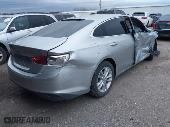 ✅ 2017 Chevrolet Malibu Hybrid • VIN: 1G1ZJ5SU1HF123132 • Lot: 43785875. Wystawiony na IAAI z przebiegiem 142 425 mil. Bezpłatny archiwum sprzedaży aukcyjnych z USA i szczegółowy raport historii pojazdu na DreamBid. Zdjęcie 4.
