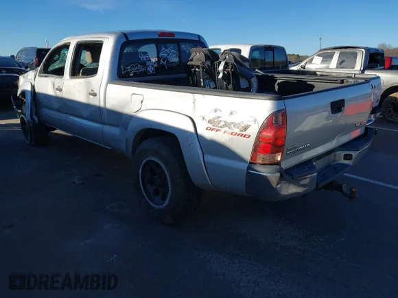 ✅ 2005 Toyota Tacoma • VIN: 5TEMU52N55Z124171 • Lot: 43961243. Wystawiony na IAAI z przebiegiem 355 219 mil. Bezpłatny archiwum sprzedaży aukcyjnych z USA i szczegółowy raport historii pojazdu na DreamBid. Zdjęcie 3.