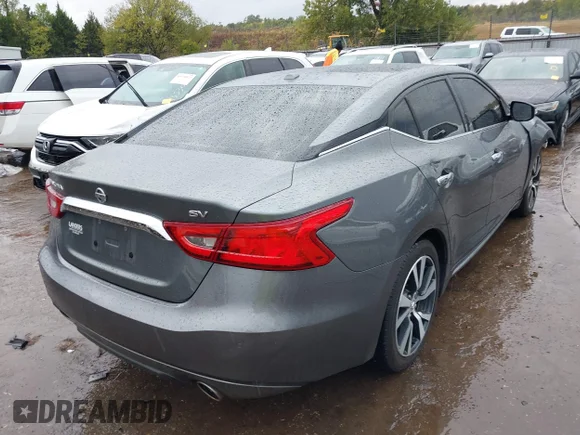 ✅ 2018 Nissan Maxima Platinum • VIN: 1N4AA6AP1JC381332 • Lot: 43538061. Listed on IAAI with 179,437 mi. Free auction sales archive from the USA and detailed vehicle history report at DreamBid. Image 4.