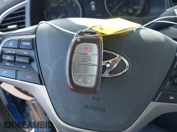 ✅ 2017 Hyundai Elantra SE • VIN: 5NPD84LF0HH150917 • Лот: 44601493. Опубліковано раніше на IAAI з пробігом 71 959 миль. Безкоштовний доступ до архіву аукціонних продажів зі США та докладний звіт про історію автомобіля на DreamBid. Зображення 11.