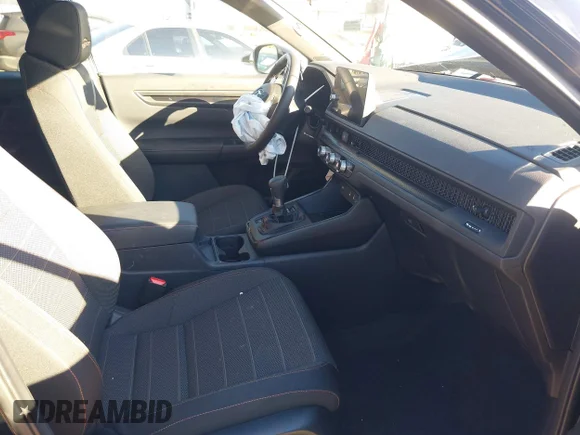 ✅ 2026 Honda CR-V TrailSport • VIN: 7FARS6H69TE002983 • Lot: 44114525. Wystawiony na IAAI z przebiegiem 5 576 mil. Bezpłatny archiwum sprzedaży aukcyjnych z USA i szczegółowy raport historii pojazdu na DreamBid. Zdjęcie 5.