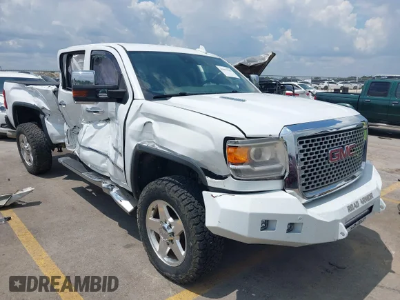 ✅ 2015 GMC Sierra 2500HD Denali • VIN: 1GT120E80FF596505 • Лот: 43003709. Опубликован ранее на IAAI с пробегом 168 084 миль. Бесплатный доступ к архиву аукционных продаж из США и подробный отчёт об истории автомобиля на DreamBid. Изображение 1.