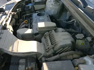 ✅ 2011 Kia Sorento EX • VIN: 5XYKUCA17BG011080 • Lot: 43641383. Listed on IAAI with 262,349 mi. Free auction sales archive from the USA and detailed vehicle history report at DreamBid. Image 13.