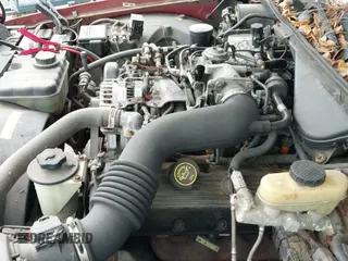 ✅ 1998 Ford Crown Victoria LX • VIN: 2FAFP74W4WX141814 • Lot: 41999302. Listed on IAAI with 163,397 mi. Free auction sales archive from the USA and detailed vehicle history report at DreamBid. Image 12.