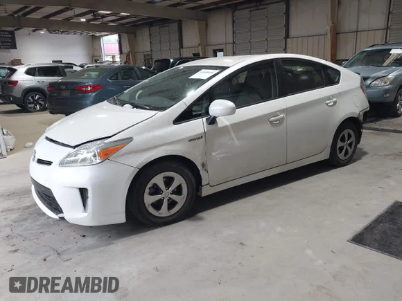 ✅ 2015 Toyota Prius Two • VIN: JTDKN3DU4F1950907 • Lot: 44950856. Listed on IAAI with 132,740 mi. Free auction sales archive from the USA and detailed vehicle history report at DreamBid. Image 2.