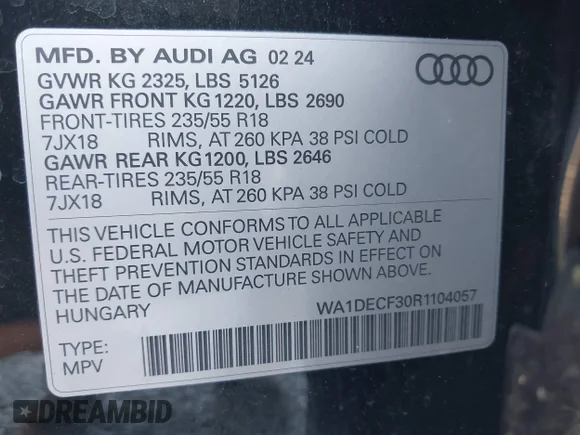 ✅ 2024 Audi Q3 S line Premium • VIN: WA1DECF30R1104057 • Lot: 43149934. Wystawiony na IAAI z przebiegiem 9 038 mil. Bezpłatny archiwum sprzedaży aukcyjnych z USA i szczegółowy raport historii pojazdu na DreamBid. Zdjęcie 9.