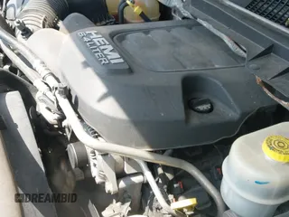 ✅ 2015 Ram 2500 Tradesman • VIN: 3C6UR5CJ4FG529374 • Lot: 42477534. Wystawiony na IAAI z przebiegiem 182 259 mil. Bezpłatny archiwum sprzedaży aukcyjnych z USA i szczegółowy raport historii pojazdu na DreamBid. Zdjęcie 19.