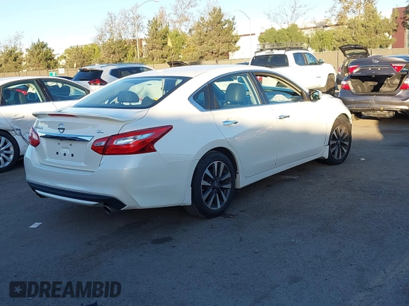 ✅ 2016 Nissan Altima S • VIN: 1N4AL3AP3GC226413 • Lot: 43860942. Wystawiony na IAAI z przebiegiem 102 779 mil. Bezpłatny archiwum sprzedaży aukcyjnych z USA i szczegółowy raport historii pojazdu na DreamBid. Zdjęcie 4.