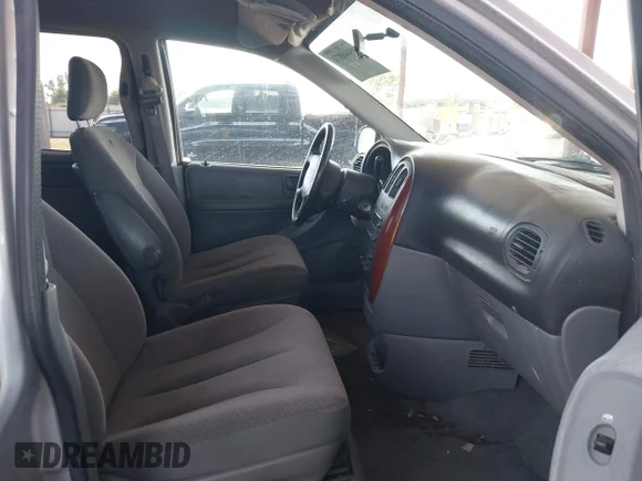 ✅ 2006 Chrysler Town & Country • VIN: 1A4GP45R06B757738 • Лот: 45448874. Опубликован ранее на IAAI с пробегом 77 276 миль. Бесплатный доступ к архиву аукционных продаж из США и подробный отчёт об истории автомобиля на DreamBid. Изображение 5.
