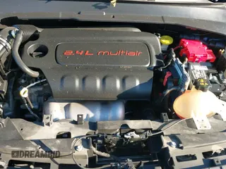 2019 Jeep Compass Limited с VIN 3C4NJDCB3KT842909, выставлен на аукционе IAAI как лот 43338860 с пробегом 100 667 миль миль и . История ставок и продаж доступна на DreamBid. Изображение 20.