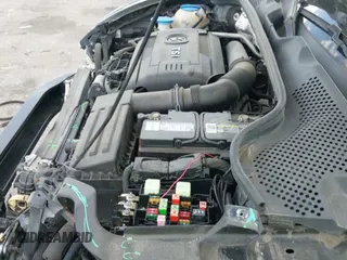 ✅ 2016 Volkswagen Beetle Wolfsburg Edition • VIN: 3VWF17AT8GM610211 • Lot: 41794336. Wystawiony na IAAI z przebiegiem 114 080 mil. Bezpłatny archiwum sprzedaży aukcyjnych z USA i szczegółowy raport historii pojazdu na DreamBid. Zdjęcie 19.