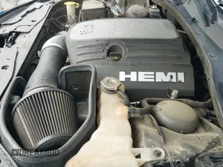 ✅ 2019 Dodge Charger R/T • VIN: 2C3CDXCT8KH740561 • Lot: 43011015. Listed on IAAI with 122,164 mi. Free auction sales archive from the USA and detailed vehicle history report at DreamBid. Image 19.