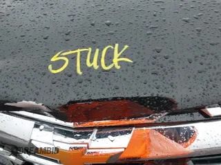 2025 Chevrolet Equinox AWD LT with VIN 3GNAXPEG8SL190562, listed as a IAAI auction lot 41863489 with 4,723 mi miles and . Bid and sale history available at DreamBid. Image 20.