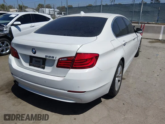 ✅ 2012 BMW 5 Series 528i • VIN: WBAXG5C55CDX03831 • Lot: 45342993. Listed on IAAI with 105,949 mi. Free auction sales archive from the USA and detailed vehicle history report at DreamBid. Image 4.