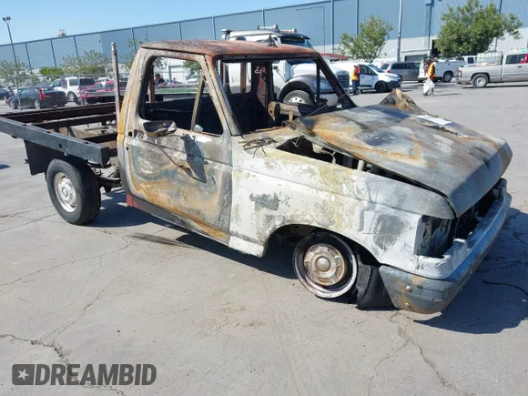 ✅ 1988 Ford F-150 • VIN: 1FTDF15Y3JPB10828 • Lot: 42205821. Wystawiony na IAAI z przebiegiem Nie podano. Bezpłatny archiwum sprzedaży aukcyjnych z USA i szczegółowy raport historii pojazdu na DreamBid. Zdjęcie 1.