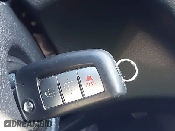 ✅ 2020 Nissan Rogue SV • VIN: KNMAT2MT6LP523644 • Lot: 44134023. Listed on IAAI with 116,976 mi. Free auction sales archive from the USA and detailed vehicle history report at DreamBid. Image 11.