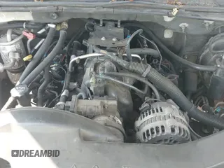 ✅ 2003 Chevrolet Suburban LS • VIN: 3GNFK16ZX3G182894 • Лот: 43015135. Опубликован ранее на IAAI с пробегом 306 171 миль. Бесплатный доступ к архиву аукционных продаж из США и подробный отчёт об истории автомобиля на DreamBid. Изображение 12.