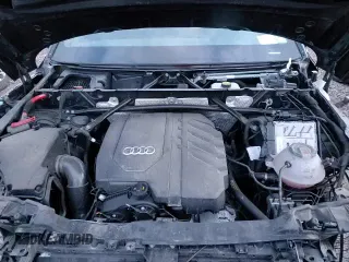 ✅ 2022 Audi Q5 Sportback S line Premium Plus • VIN: WA15AAFY6N2074521 • Lot: 92601875. Listed on Copart with 37,737 mi. Free auction sales archive from the USA and detailed vehicle history report at DreamBid. Image 15.