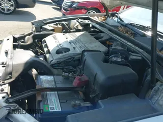 ✅ 2004 Toyota Camry SE • VIN: 4T1BA32K94U504658 • Lot: 42572246. Listed on IAAI with 226,125 mi. Free auction sales archive from the USA and detailed vehicle history report at DreamBid. Image 12.