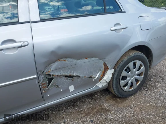 ✅ 2010 Toyota Corolla LE • VIN: 1NXBU4EE4AZ264367 • Lot: 45492495. Listed on IAAI with 160,040 mi. Free auction sales archive from the USA and detailed vehicle history report at DreamBid. Image 6.