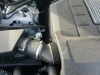 ✅ 2023 Land Rover Defender V8 • VIN: SALEWEEE7P2198766 • Лот: 86743314. Опубликован ранее на Copart с пробегом 15 699 миль. Бесплатный доступ к архиву аукционных продаж из США и подробный отчёт об истории автомобиля на DreamBid. Изображение 14.