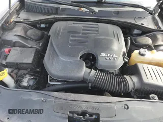 ✅ 2020 Dodge Charger SXT • VIN: 2C3CDXBG0LH220120 • Lot: 92927065. Wystawiony na Copart z przebiegiem 101 271 mil. Bezpłatny archiwum sprzedaży aukcyjnych z USA i szczegółowy raport historii pojazdu na DreamBid. Zdjęcie 13.